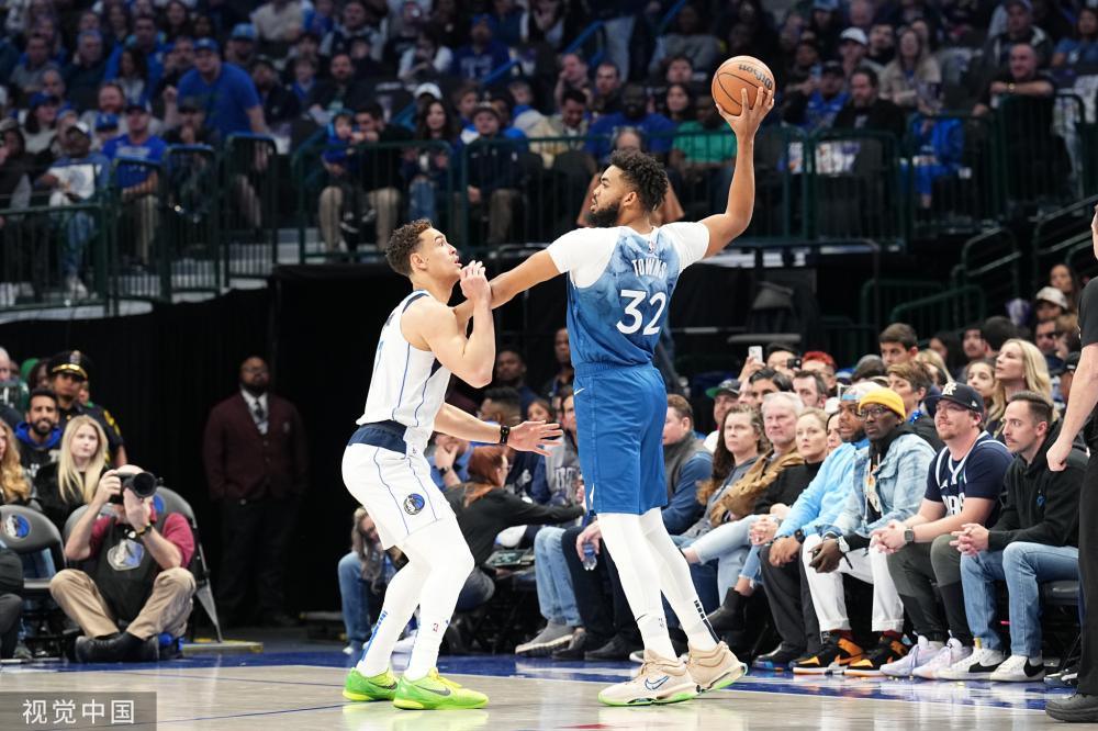 个球员送到 个球员送到