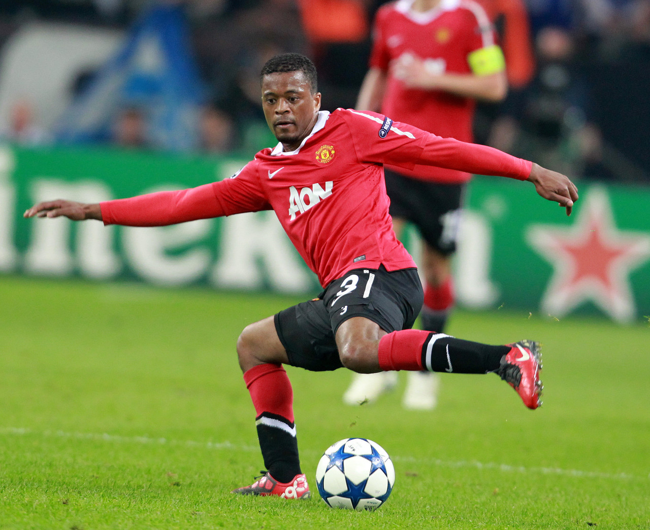 个展现全亚 个展现全亚